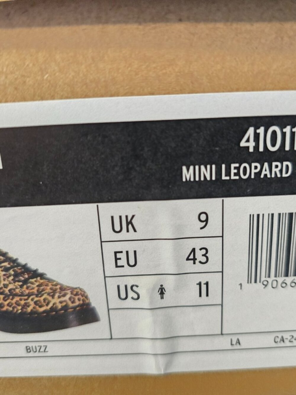 Dr. Martens Buzz 5 Eye Shoes Womens 11 Leopard Print Faux Fur Platform Oxfords - Picture 12 of 16